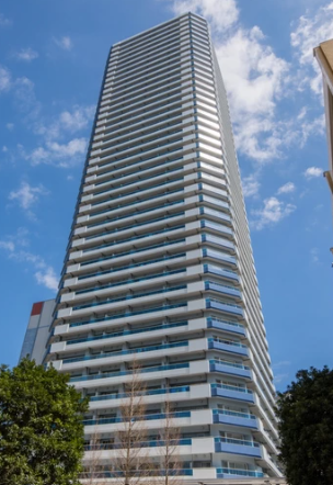 ザ・ヨコハマタワーズ